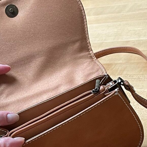 Universal Thread Brown Shoulder Bag EUC - Picture 7 of 10